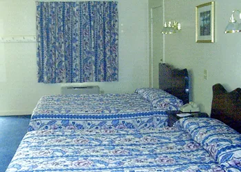 The Chalet Motel A Travelodge By Wyndham hotel thumbnail 6
