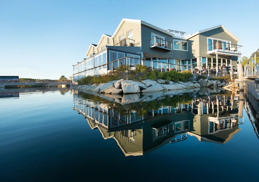 The Boathouse Waterfront Hotel & Marina hotel detail image 2