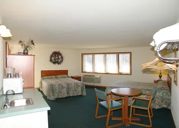Forty Winks Inn LLC hotel thumbnail 8