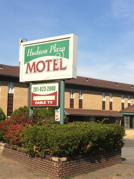 Hudson Plaza Motel Bayonne / Jersey City hotel detail image 2
