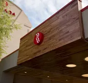 Ramada by Wyndham Austin South hotel detail image 5