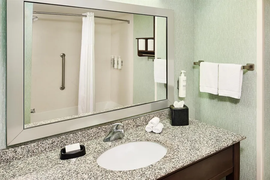 Hampton Inn & Suites Destin hotel detail image 2