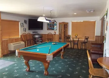 O'cairns Inn & Suites hotel thumbnail 2