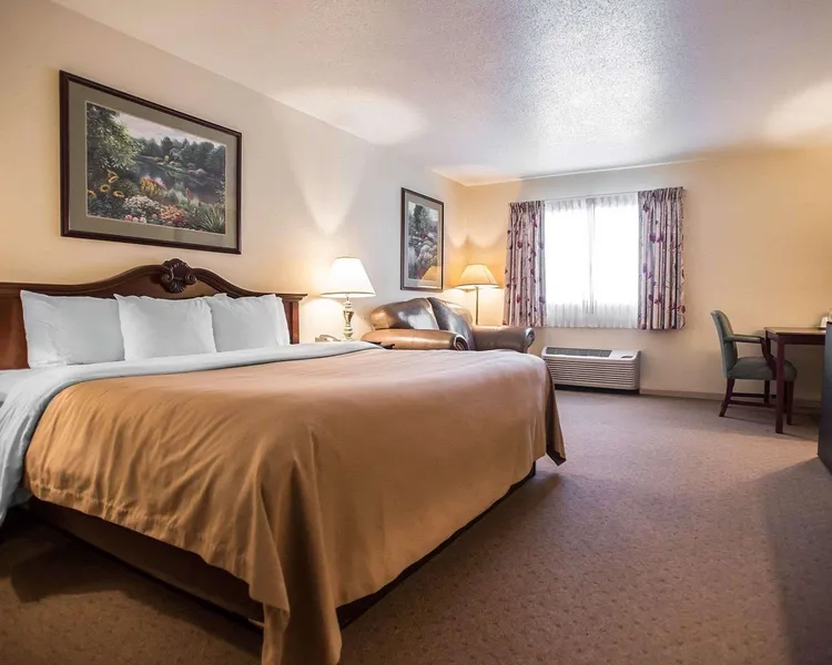 Quality Inn New Columbia–Lewisburg hotel detail image 6