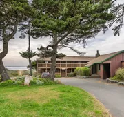 Gold Beach Inn hotel detail image 7