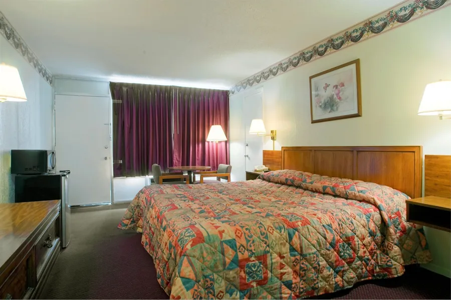 Americas Best Value Inn Loudon Lenoir City hotel detail image 6