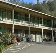 Cedar Lodge hotel detail image 4