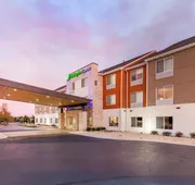Holiday Inn Express & Suites Chicago West - St Charles by IHG hotel detail image 3