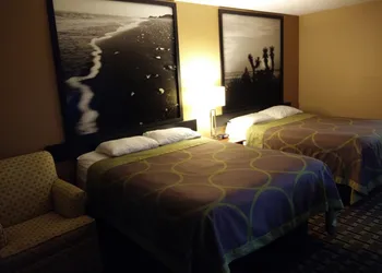 Super 8 by Wyndham Houston/Willowbrook/Hwy 249 hotel thumbnail 6