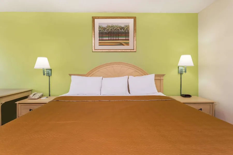 Travelodge by Wyndham Cordele hotel detail image 2