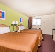 Travelodge by Wyndham Cordele hotel detail image 7