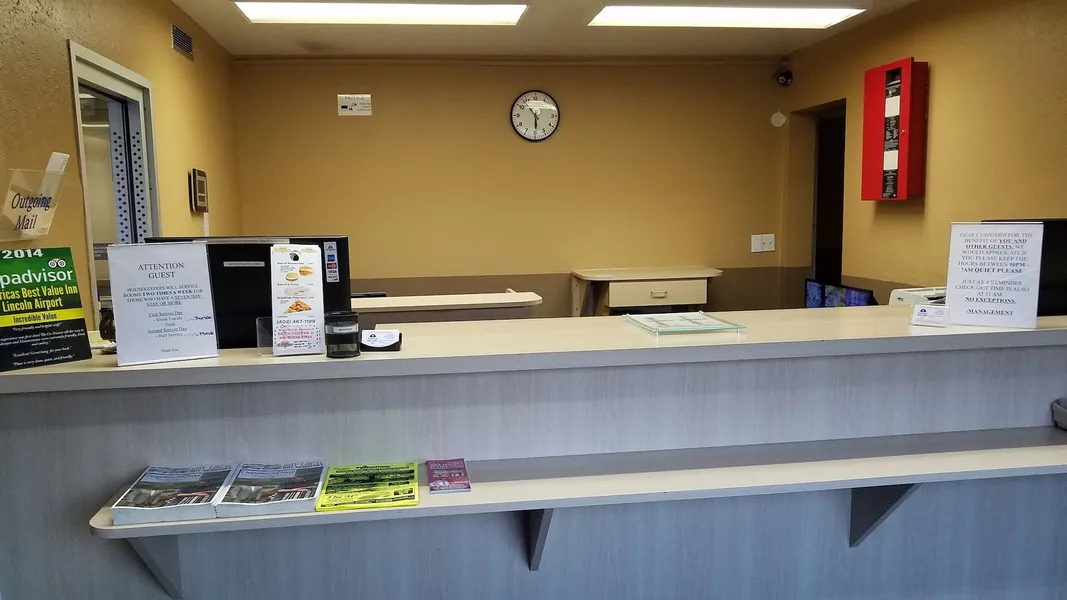 Americas Best Value Inn Lincoln Airport hotel detail image 6