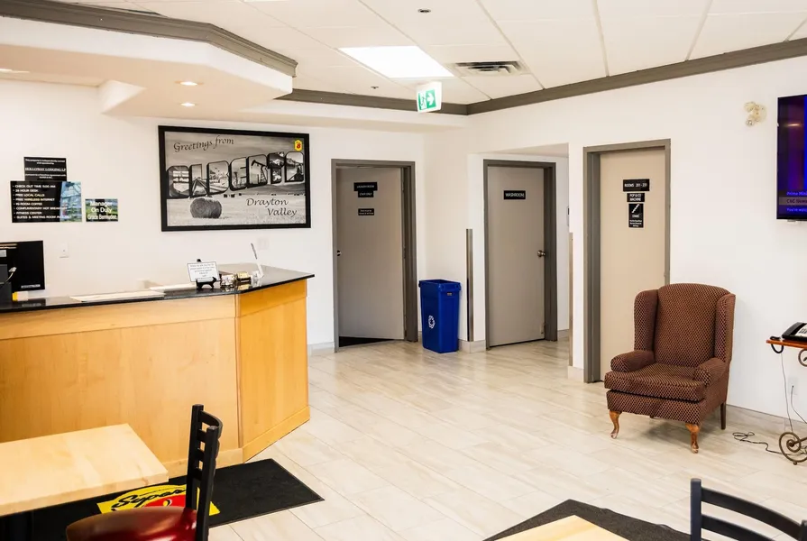 Super 8 by Wyndham Drayton Valley hotel detail image 6