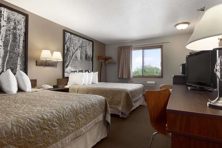 Super 8 by Wyndham Sioux Falls/41st Street hotel detail image 6