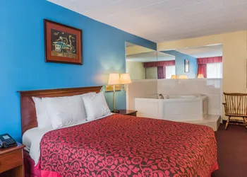 East Stroudsburg Hotel hotel thumbnail 6