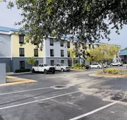 Days Inn & Suites by Wyndham Lakeland hotel detail image 7