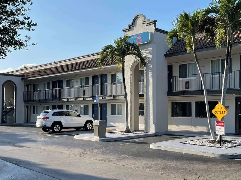 Motel 6 Riviera Beach, FL hotel detail image 2