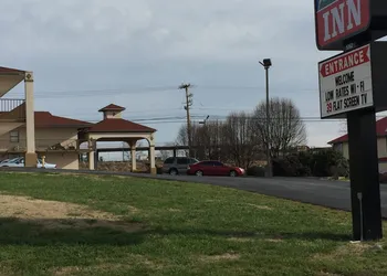 Parkway Inn hotel thumbnail 5
