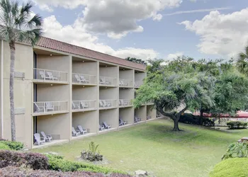 Wyndham Garden Gainesville hotel thumbnail 2