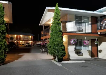 Cache Creek Inn hotel thumbnail 5