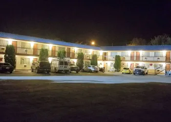 Cache Creek Inn hotel thumbnail 6