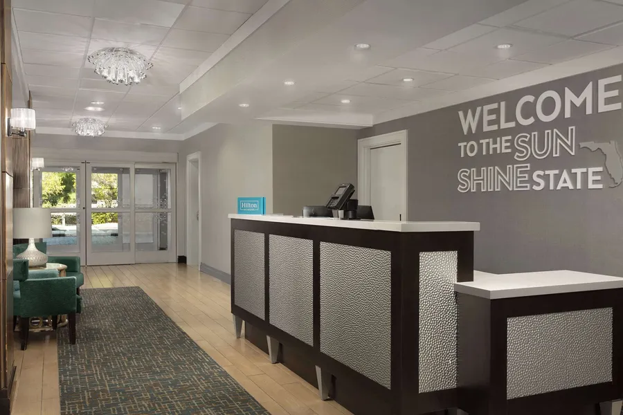 Hampton Inn & Suites Orlando-North/Altamonte Springs hotel detail image 2