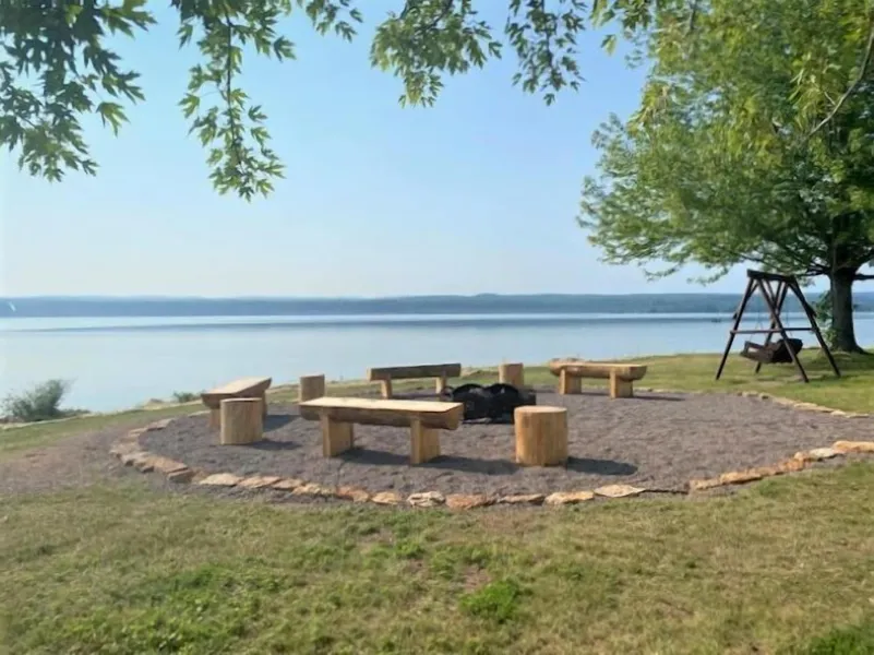 Baraga Lakeside Inn hotel detail image 2