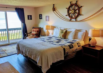 Silver Surf Motel hotel thumbnail 5