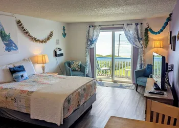 Silver Surf Motel hotel thumbnail 6