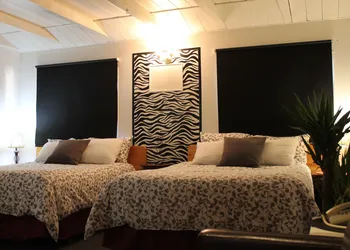 Sage Hills Motel hotel thumbnail 6