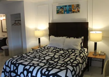 Sage Hills Motel hotel thumbnail 7