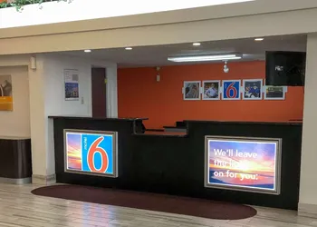 Motel 6 Daytona Beach, FL - Speedway hotel thumbnail 5