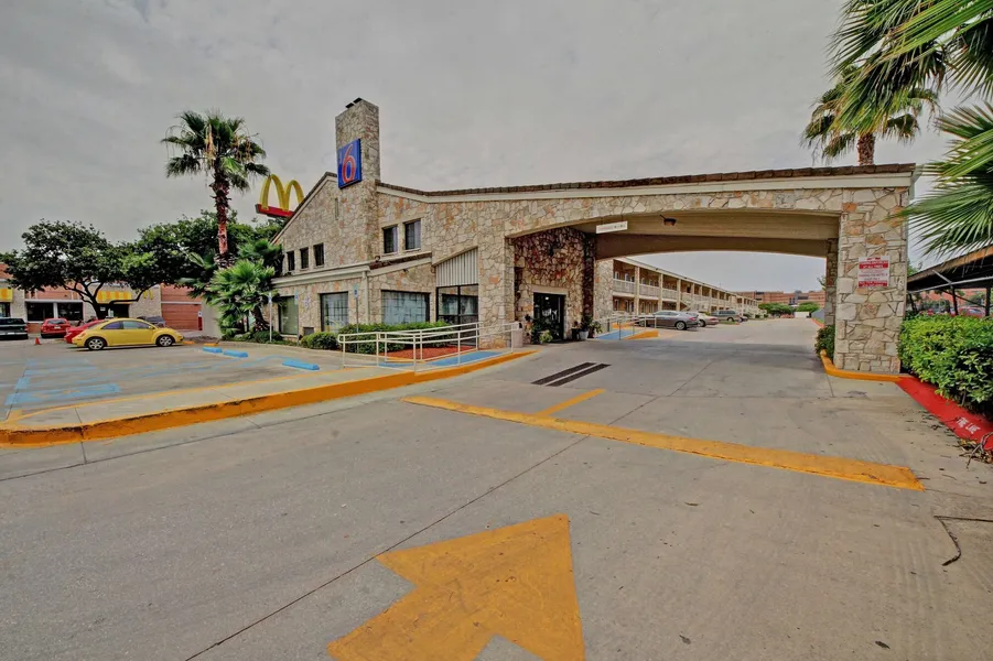 Motel 6 San Antonio, TX - Downtown - Market Square hotel detail image 6