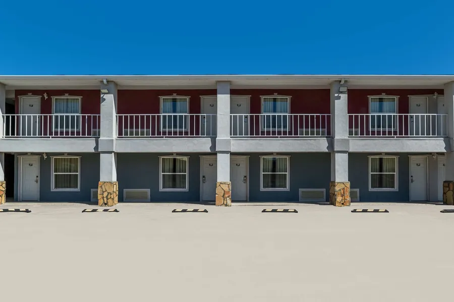 Americas Best Value Inn Alpine hotel detail image 2