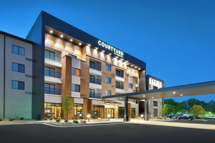 Courtyard by Marriott Sandy hotel detail image 2