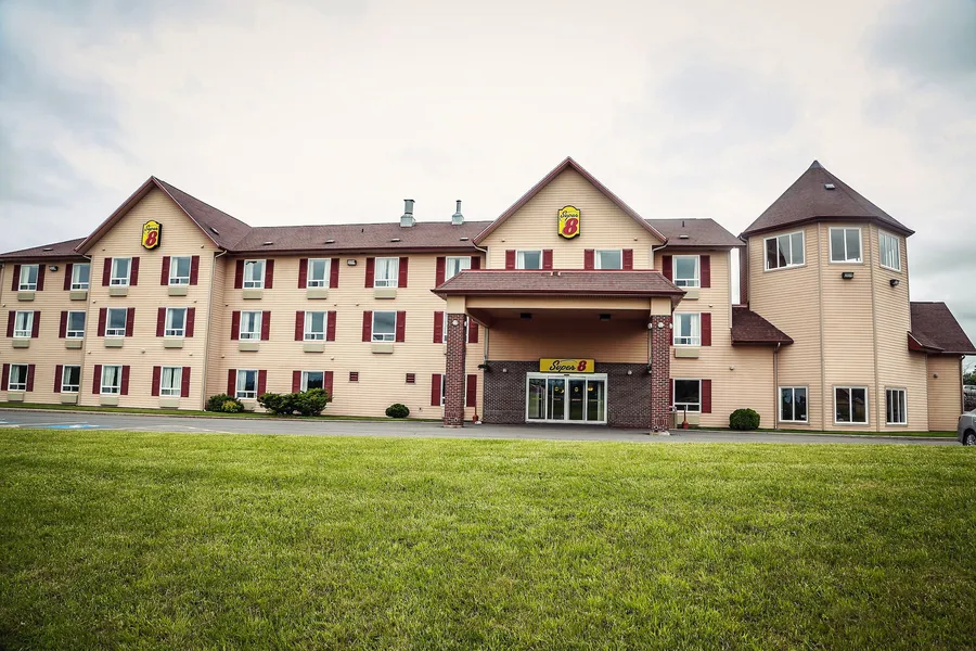 Super 8 by Wyndham Amherst NS hotel detail image 2