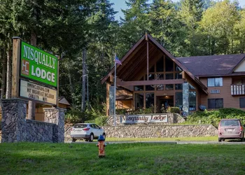 Nisqually Lodge hotel thumbnail 2