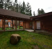 Nisqually Lodge hotel detail image 7