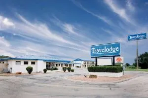 Travelodge by Wyndham Ozona hotel thumbnail 3
