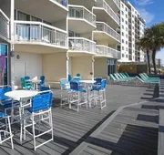 405 Waters Edge hotel detail image 4
