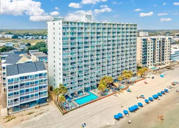 405 Waters Edge hotel thumbnail 8