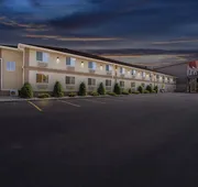Red Roof Inn PLUS+ & Suites Malone hotel detail image 3