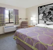 Super 8 by Wyndham Havre hotel detail image 7