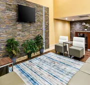 Travelodge by Wyndham Commerce Los Angeles Area hotel detail image 3