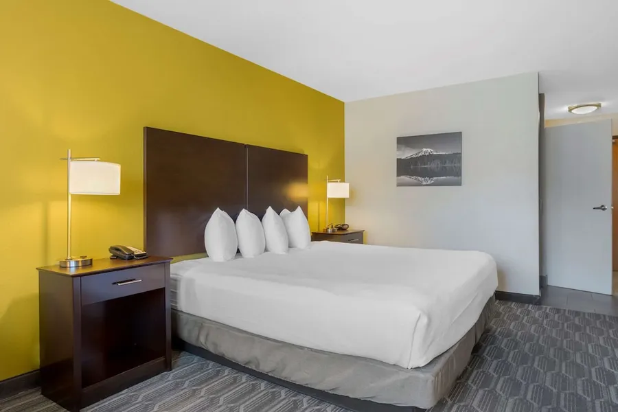 Best Western Plus Wenatchee Downtown Hotel hotel detail image 6