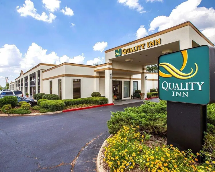 Quality Inn Suwanee I-85 hotel detail image 6