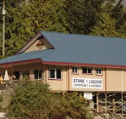 Bathgate Resort and Marina hotel detail image 3