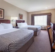 Ramada by Wyndham Camrose hotel detail image 7