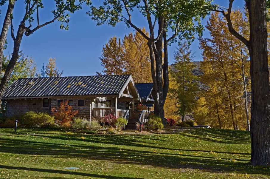 Sun Mountain Lodge hotel detail image 2