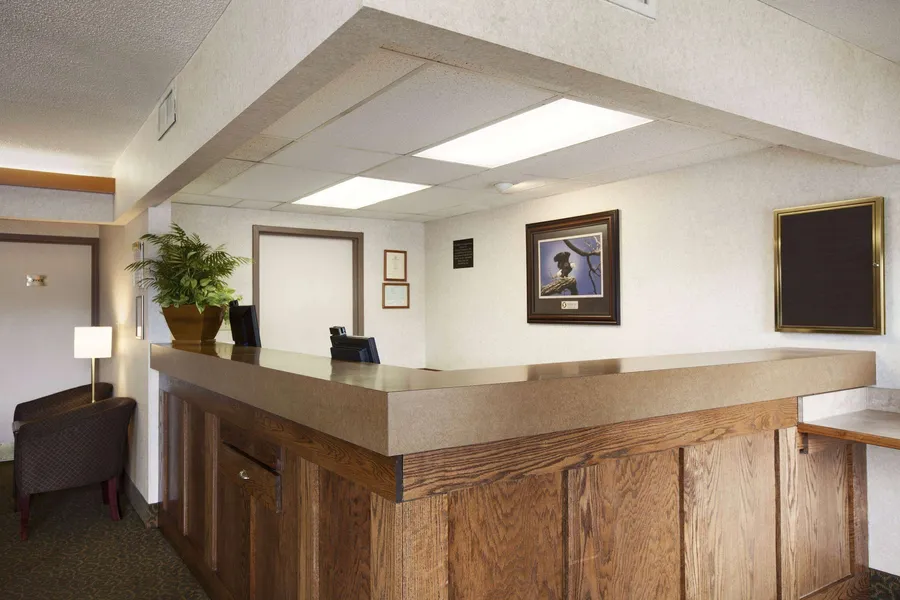 Days Inn by Wyndham Farmville hotel detail image 2